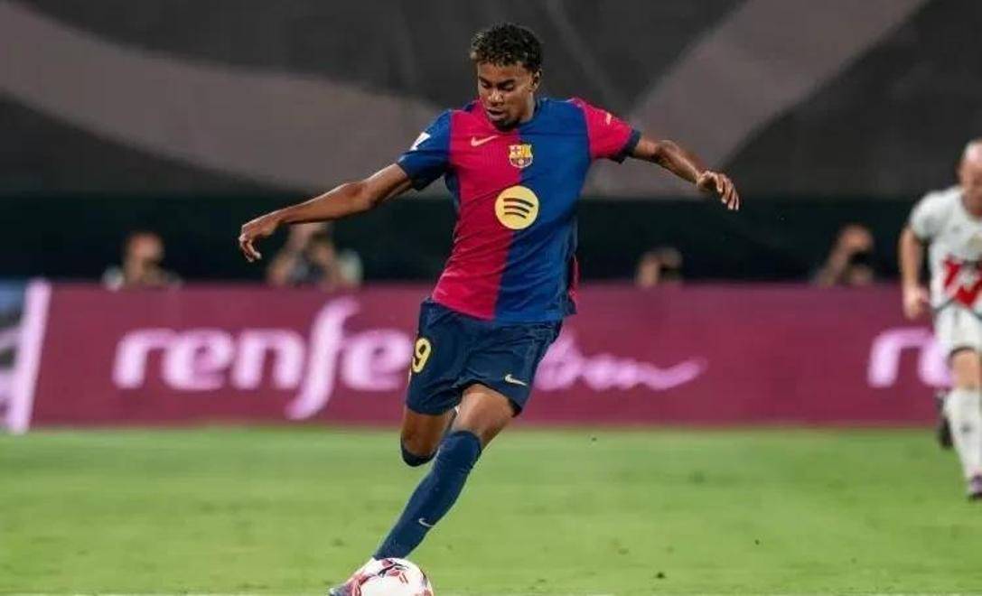 揭秘“看牌”的时机：太早看牌会暴露哪些心理弱点？（看牌时机指南：过早查看会暴露哪些心理破绽？）