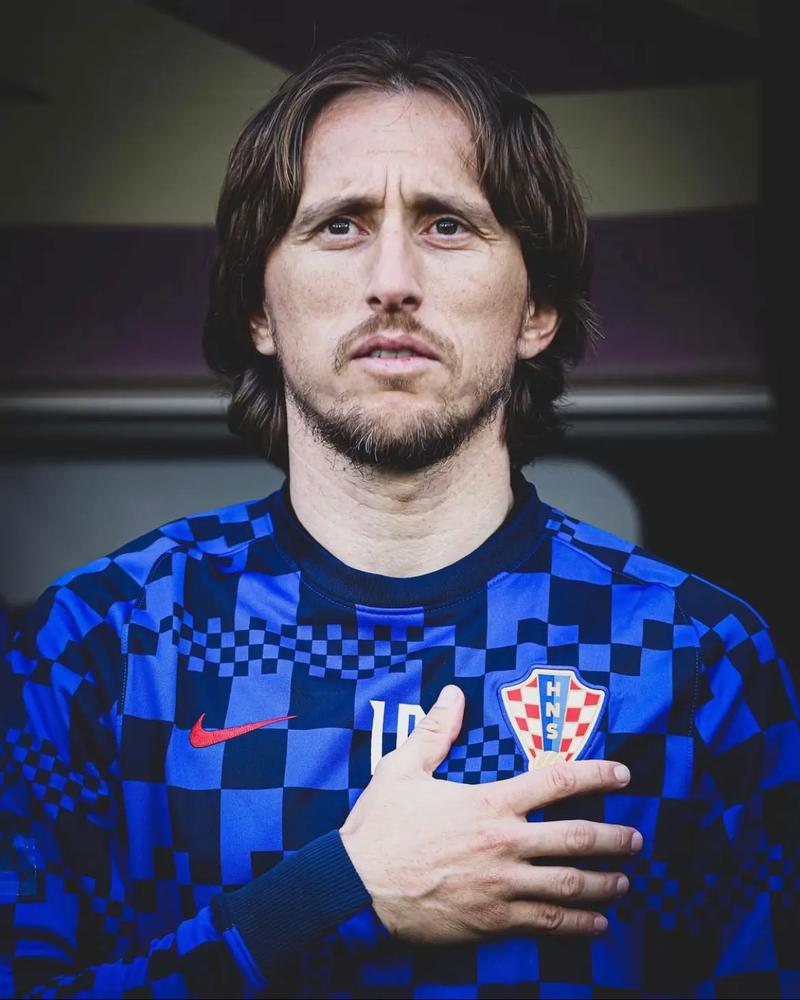 HLTV消息：丹麦传奇狙击手dev1ce将加盟100T