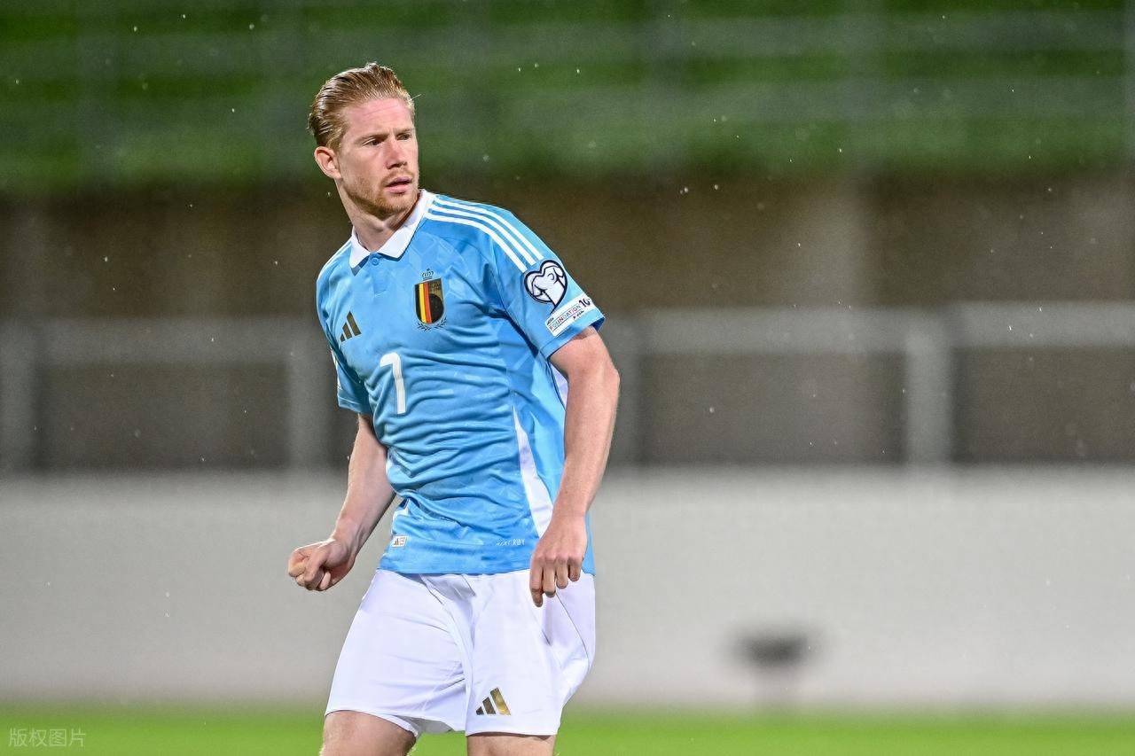 欧冠改制后巴萨曾5次零封本菲卡，为并列第二多